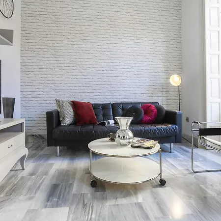 -malagasunapts-merced Square 2-2 Appartement Málaga