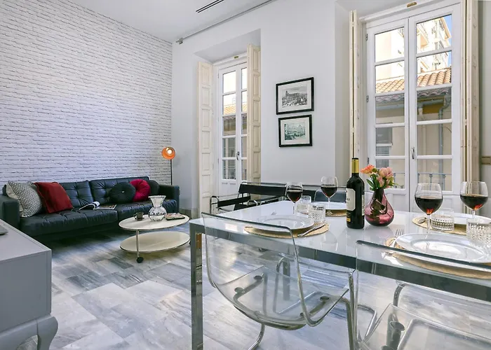 -malagasunapts-merced Square 2-2 Daire *