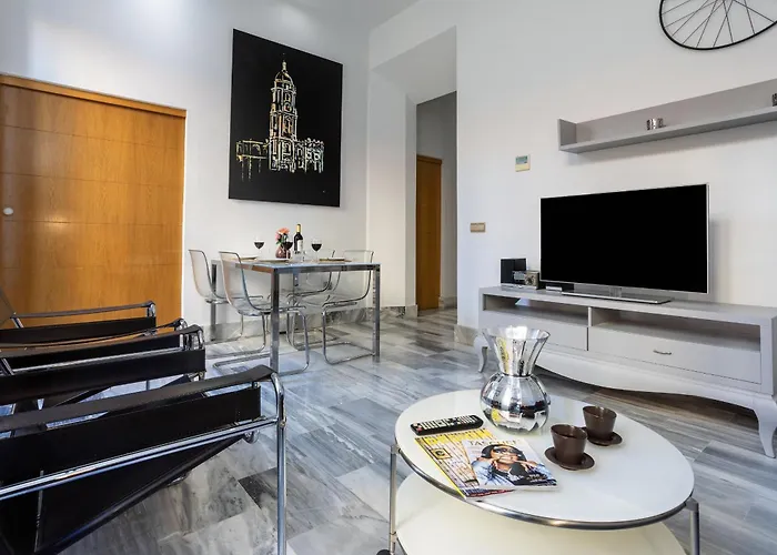 -malagasunapts-merced Square 2-2 Apartment Málaga